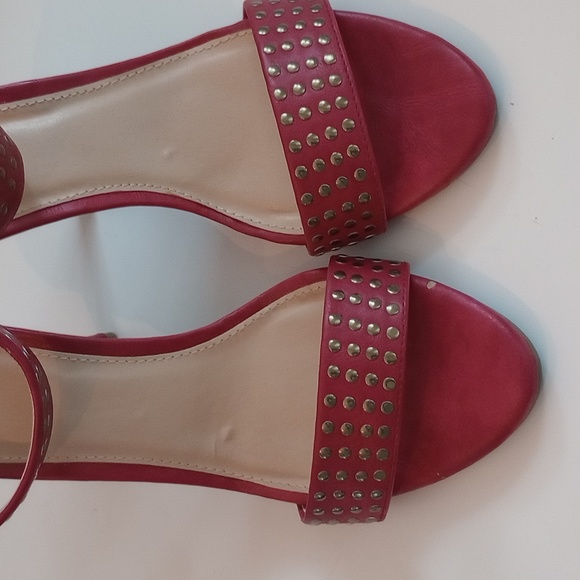 MOSSIMO RED STUDDED SANDALS Sz 8 - Picture 5 of 7
